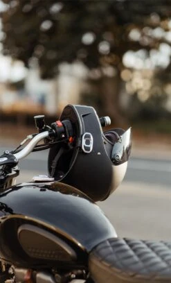 SENA SF4 Bluetooth® Communication System 9 SENA SF4 Bluetooth® Communication System -Motorcycle Equipment Store sf4 bluetooth communication system 4 51194.1688164930